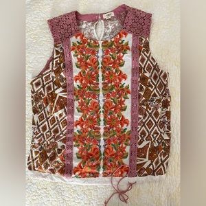 XS Anthropologie Tiny Embroidered shirt